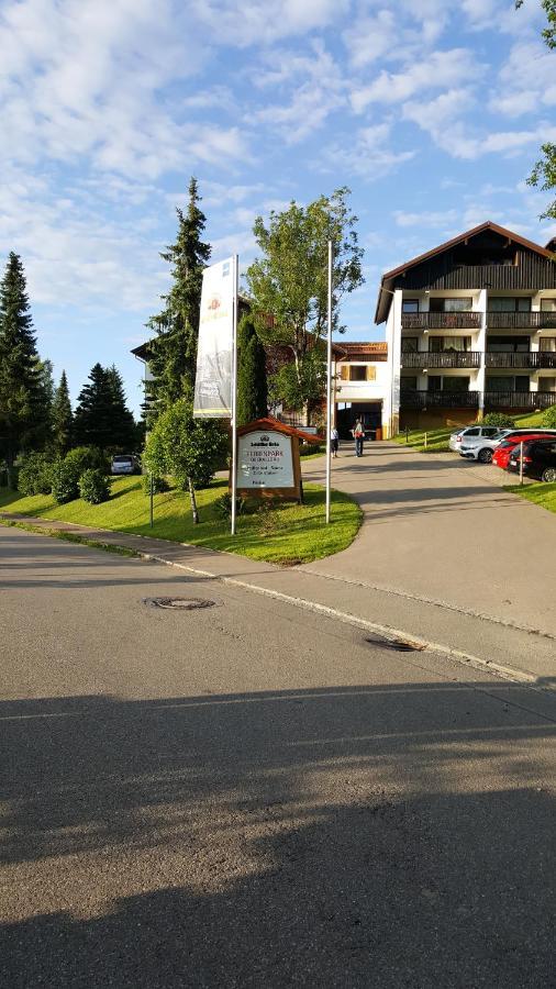 מיסן-וילהאמס Fewo Friado Im Ferienpark Oa - Ohne Zusatzkosten Nach Anreise - Mit Hallenbad, W-Lan, Pkw-Garage, Kurtaxe Mit Allgaeu-Walser-Pass, Bett- Und Handtuch-Waesche Sowie End-Reinigung מראה חיצוני תמונה